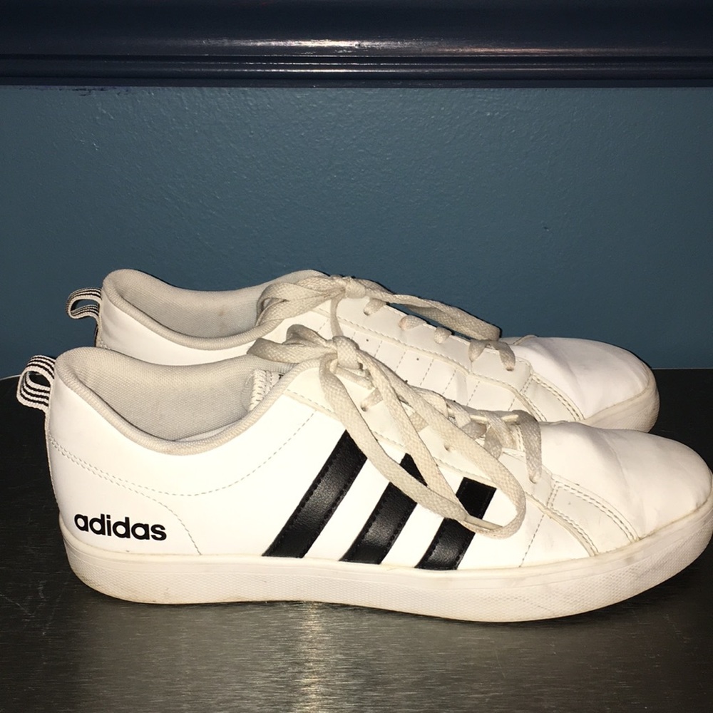 ADIDAS Men’s Three Stripe Shoes